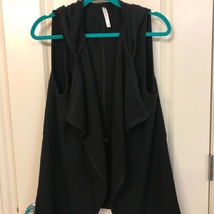 Fabletics Sz M Black Vest